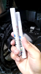 spidol ban toyo paint marker permanent serganuna untuk ban karet besi dan nisan kuburan
