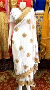 ✈️พรีเมี่ยมส่าหรีสีขาวสง่า ปักสวย เรียบหรู อ่านรายละเอียดก่อนสั่งซื้อค่ะพร้อมส่ง