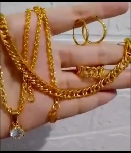 Set Perhiasan Titanium Gold No Luntur Paling Terlaris