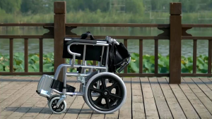 foldable wheelchair/pushing chair/wheelchair