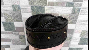 Kopiah Peci Kulit Sapi: Perlengkapan Ibadah Sholat Kualitas Tinggi Dari Kota Garut