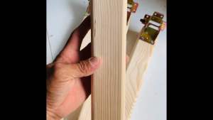 Chân bàn gỗ thông 4cm*6cm kèm chốt có khoá (dvb 1 chiếc)