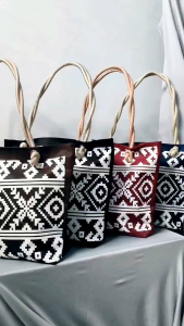 Tas Selempang Wanita Totebag Bahan Kanvas Anti Air