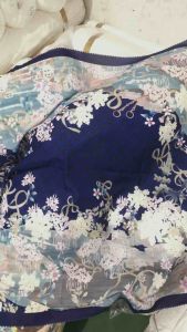 HIJAB SEGIEMPAT MIRROR BUTTONSCARVES COMO CAMIYA SERIES TERBARU BEST SELLER