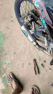 Desain Knalpot Gahar & Suku Cadang Motor ELYA