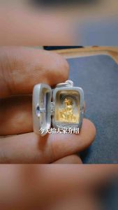 Buddha statue silver-plated Gawu box Ksitigarbha Bodhisattva small Buddha statue黄铜镀银嘎乌盒地藏王菩萨迷你随身小佛像可打开挂坠镀金吊坠项链