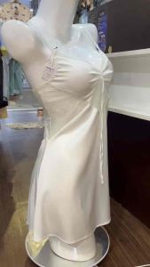 Váy Ngủ D536 Lụa Quảng Châu Cao Cấp Trơn Đơn Giản Xinh Xắn - Dưới 56kg