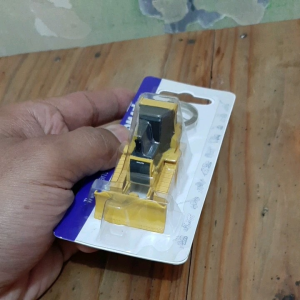 Diecast Gantungan Kunci / Keychain KOMATSU D61EX DOZER Miniatur Alat Berat