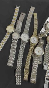 4-Đồng hồ nữ bãi Nhậ vintage 2hand size mặt 23-26mm
