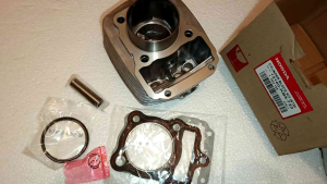 Honda Genuine Cylinder block set for TMX 155