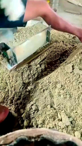 Loster beton kawat anti nyamuk ram Warna natural  Hiasan dinding modern Lubang  angin  anti  tampias