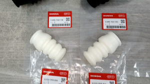 4 IN 1 SET - FRONT ABSORBER COVER / FRONT ABSORBER SHAFT BUSH - HONDA HRV HR-V  - 51722-T8N-T01 /51686-TGO-T01
