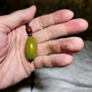 30.8mm Tibetan Sardonyx light yellow green Natural Eyes 3 Eyes "Number 8" Dzi pendant [Natural Crystal] 藏传淡黃绿天然缠丝玛瑙天眼三眼"8字"天珠