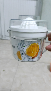 Cốc vắt cam có nắp đậy nhựa nguyên sinh màu trong suốt hàng Cao cấp việt nhật