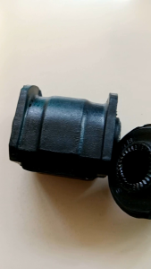 BOSH SAYAP BUSHING ARM TOYOTA STARLET EP 70/80 BESAR KECIL 1PCS