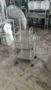 CMS ชั้นวางของสแตนเลส 2 ชั้น พร้อมล้อเลื่อนและที่จับ รถเข็น รถเข็นเก็บของ ชั้นวางของ Utility cart ความยาว 41 ซม. ความกว้าง 34 ซม. ความสูง 77 ซม. ความสูงระหว่างชั้น 40 ซม.