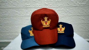 TOPI SD SMP SMA POLOS PRAMUKA / SATU SET / PLUS DASI DAN SABUK