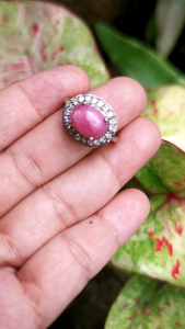 แหวนพลลอยยชมพูทับทิมตัวเรือนเงินล้อยเพขรรรCZZเครื่องประดับงานแต่งงานงานหมั้นสีชมพูราคาถูกโรงงานวันเกิด ใส่ออกงาน ใส่ทำงาน ออฟฟิตสำนักงาน ใส่ติดนิ้วได้เลยคะไม่อับอายใครๆ