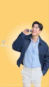 Golden Dragon Brand Herbal Inhaler Yadom Thailand 4g. ยาดมสมุนไพรตรามังกรทอง อ้วยอันโอสถ
