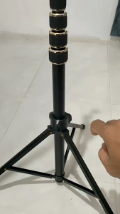 Tripod Handphone Kamera Tongsis Hp Vlog Selfie Free Tas 2 Meter Besi Ringan Portable Kuat Kokoh Tahan Lama Untuk Foto Video Konten Live Streaming Camera Stand Aksesoris Handphone
