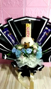 Buket Coklat, Boneka & Bunga: Pilihan Terbaik untuk Acara Anda