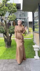 ชุดเดรชรูประทำระบายเข่า (ชุดเดรชรุ่นระบายเข่าทวิตชุดแต่งงานทชุดออกงาน)