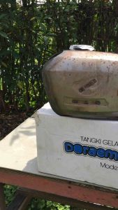 Tangki Motor Tebal: Tangki Honda CB 100, CB125, dan Tangki Doraemon Mentah