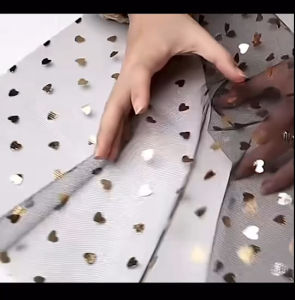 ผ้าตาข่ายลายรูปหัวใจ ประดับเลื่อม 50x70cm.