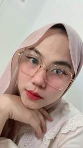 Kacamata Photocromic WANITA DAN PRIA PREMIUM ELASTIS ELEGAN BISA Berubah Warna GRATIS BOC DAN LAP