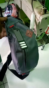 Tas Selempang Pria: Gaya Kasual, Multifungsi, dan Praktis