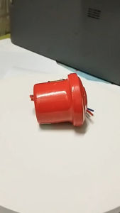 Còi xi nhan còi lùi 12v hoặc 24v kêu tít tít