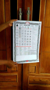 Ready ! kalender Bali tahun 2025 (1 kg muat 7pcs)