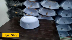 peci Malaysia putih haji kopyah songkok Malaysia logo terompah