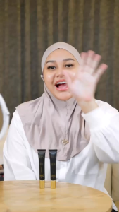 B ERL Base Make Up Foundation Fine and Fairness Cream Berl Cosmetics Ringan Awet Tahan lama