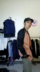 Jaket Bomber Zipper Polos Murah / Jaket Zipper Kerah pendek / Jaket Bomber zipper Bahan Catoon Flace Tebal