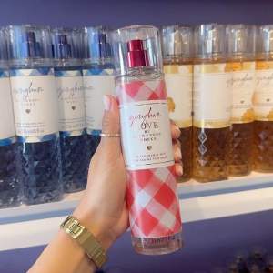 Bath & Body Works “Gingham Love”