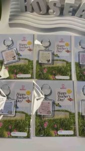 Teacher’s Day Keychain Gift Idea Cute School-Themed Happy Appreciation Gift Elem College High School