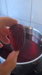 Táo đỏ Tân Cương loại 1 (Khoảng 150 trái/kg táo mới thơm ngon từng trái)