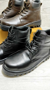 Sepatu Safety: Pilihan Terbaik Untuk Pekerjaan & Proyek