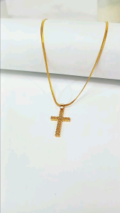 kalung titanium belut bandul salip tidak karatan