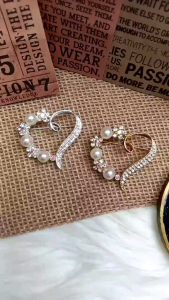 Bros love brooch heart pearl mutiara bross jilbab pin kerudung by Athar shop 1