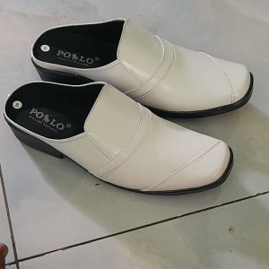 Sepatu Sandal Pria Warna Putih Sandal Selop Bisa COD atau Bayar di Tempat