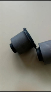 BUSHING SAYAP BUSHING ARM MITSUBISHI TRITON BESAR DAN KECIL