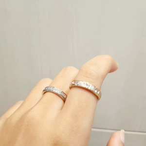 Deux - Cincin Couple Kaca Microdiamond
