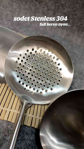 SODET SUTIL GG KAYU KRN-01Spatula Irus Stainless Gagang Kayu Kitchenware Peralatan Masak