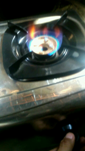 Kompor Gas 2 Tungku Rekondisi: Kompor Gas Rinai Berkualitas