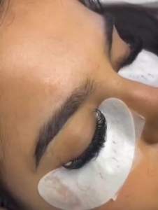 Super Bonder-ตัวล็อคกาวหลังต่อขนตา