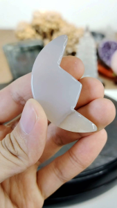 Natural Brazil Agate Crystal Moon Shape MA03