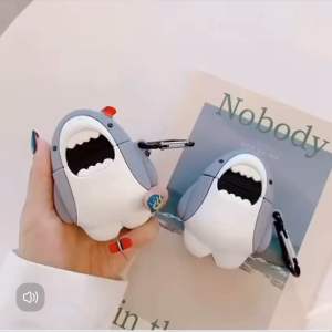 เคสหูฟังลายการ์ตูนหมีฉลามน่ารัก ins i12TWS เหมาะสำหรับเคสป้องกันบลูทูธ Android