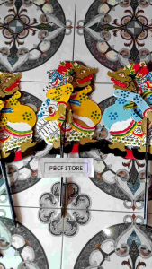 Wayang BATORO NARODO dan Wayang Lain